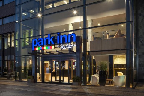 Park Inn by Radisson Liège Airport Hôtel