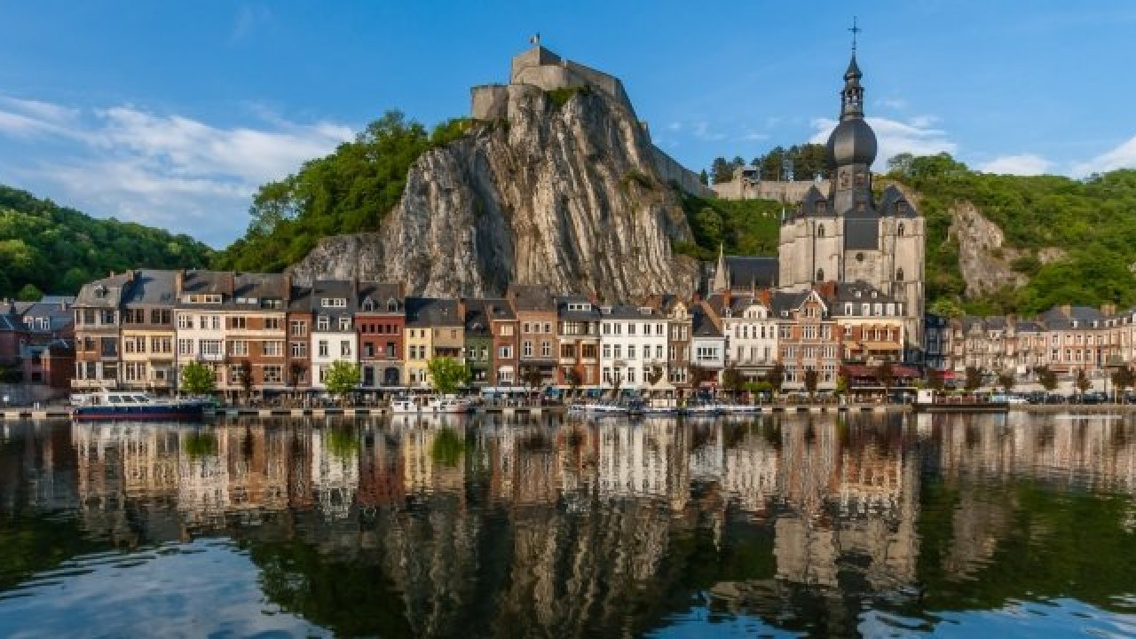 Hotel Castel De Pont Lesse Info Tourism Benelux